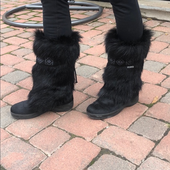 Tecnica Shoes - Tecnica skandia Black fur apres ski boot